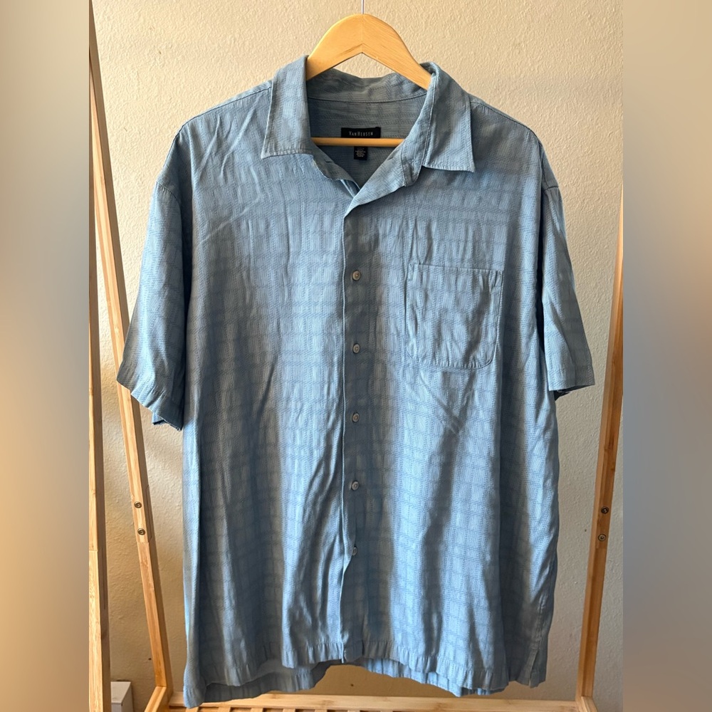 Van Heusen Light Blue Textured Short Sleeve Button-Down Shirt XL (17–17.5)